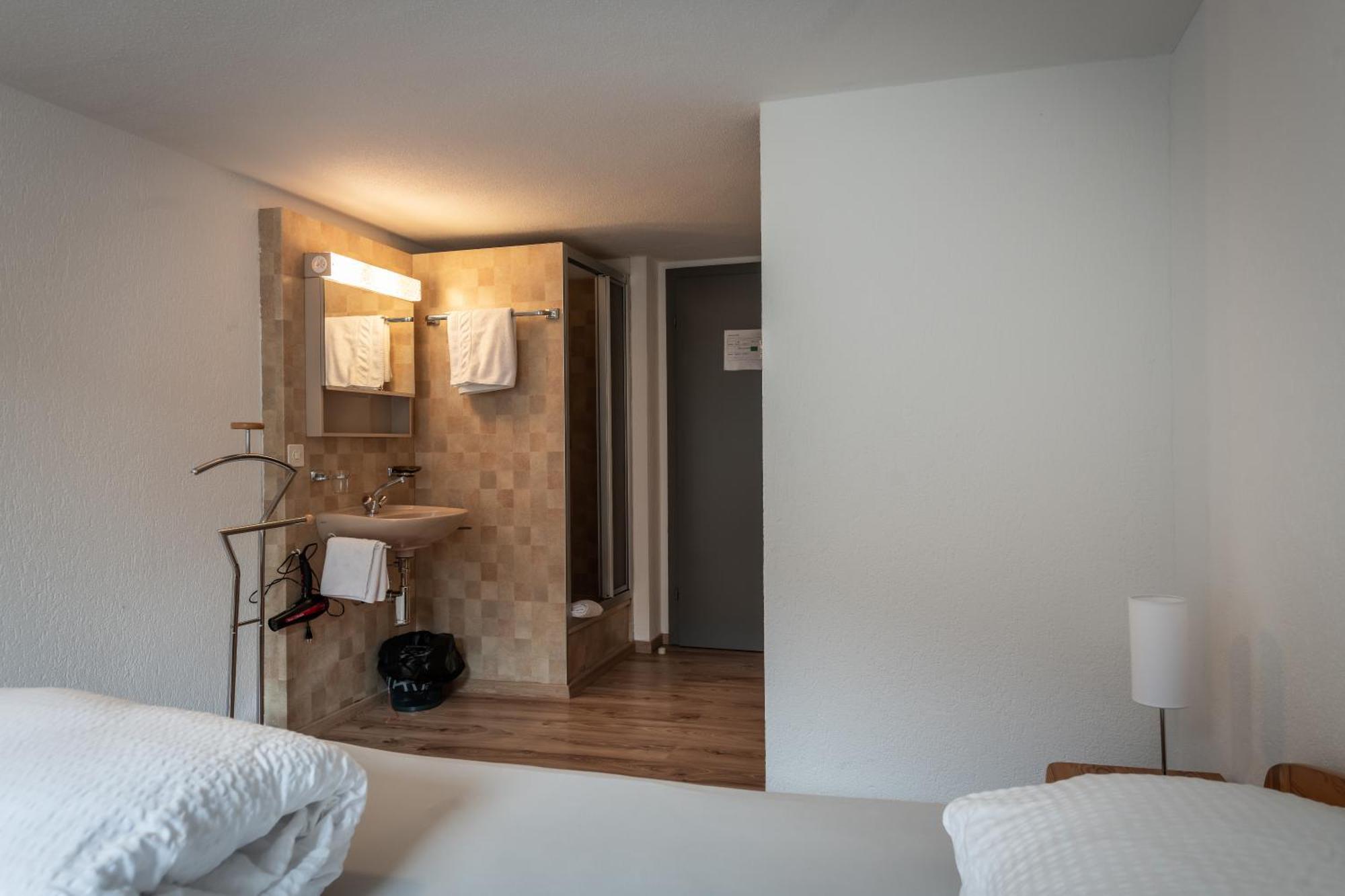 Hotel Greina Rabius Eksteriør billede